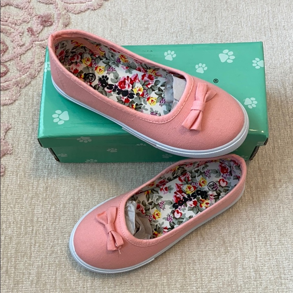 Slip on shoes